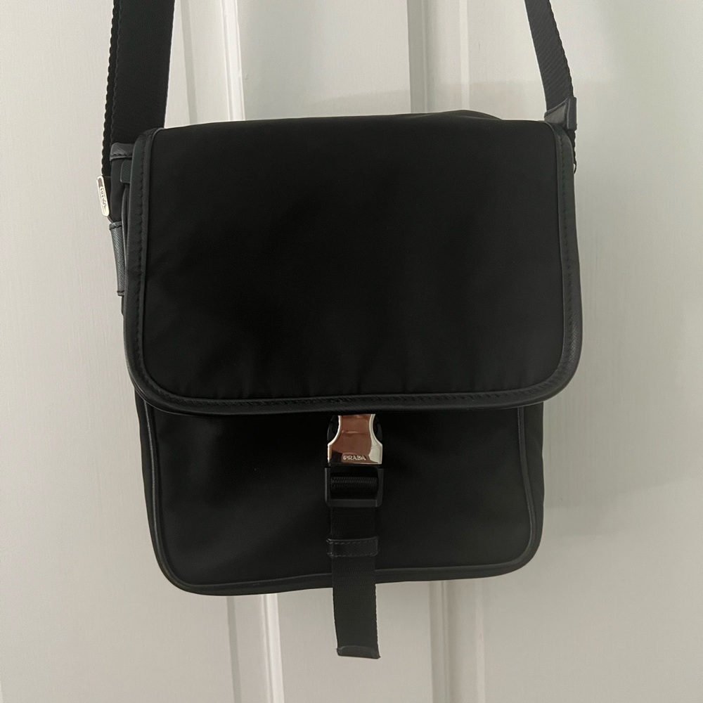 Prada Black Crossbody Bag with Sleek Design